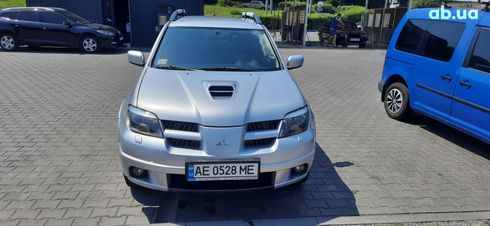 Mitsubishi Outlander 2005 серебристый - фото 8