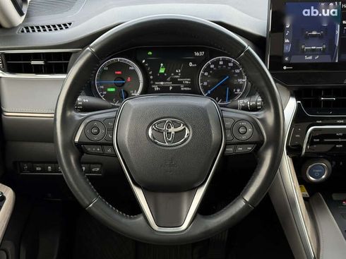 Toyota Venza 2021 - фото 26