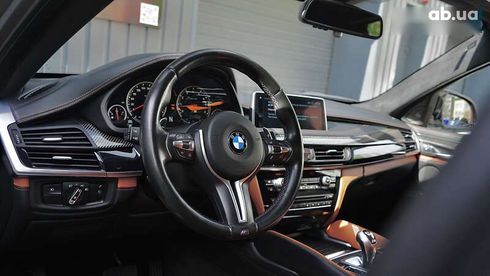 BMW X6 M 2017 - фото 28