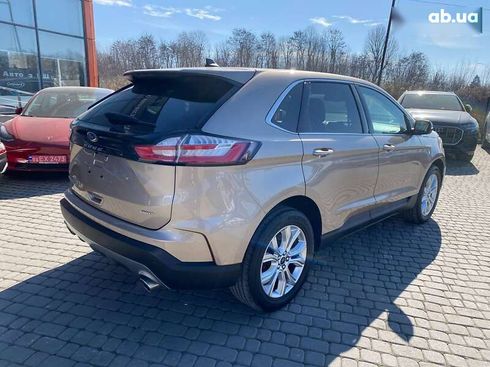 Ford Edge 2021 - фото 7