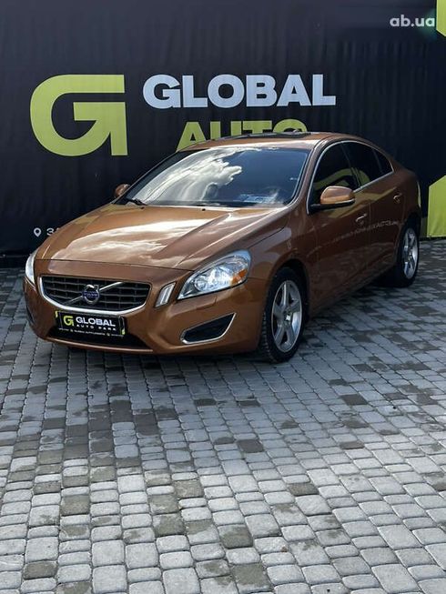 Volvo S60 2013 - фото 3