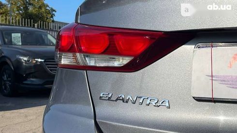 Hyundai Elantra 2018 - фото 12