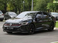 Продаж вживаних Volkswagen Jetta 2021 року - купити на Автобазарі