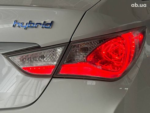 Hyundai Sonata 2013 белый - фото 12