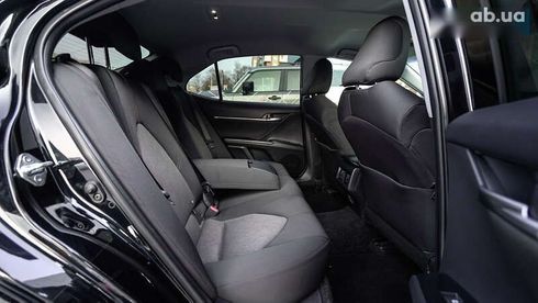 Toyota Camry 2019 - фото 7