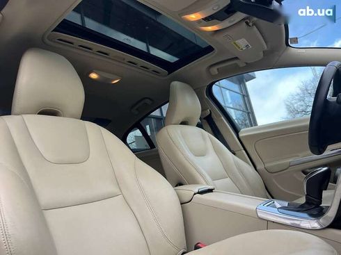 Volvo S60 2014 - фото 26