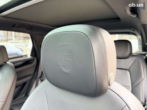 Porsche Cayenne 2019 - фото 27