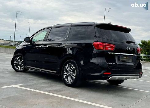 Kia Carnival 2020 - фото 13