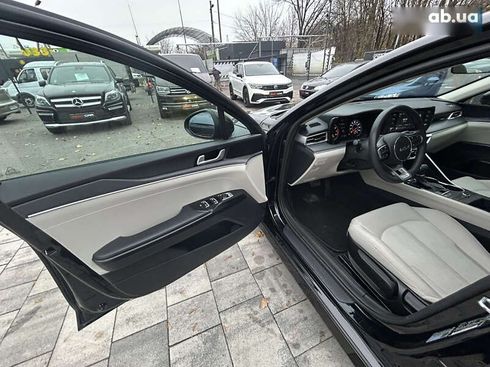 Kia K5 2021 - фото 18