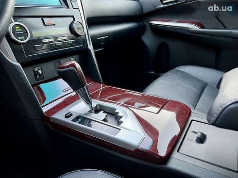 Toyota Camry 2013 - фото 20
