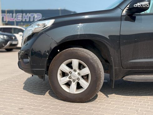 Toyota Land Cruiser Prado 2016 черный - фото 5