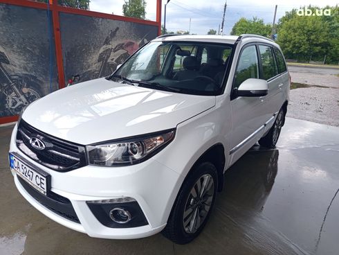 Chery Tiggo 3 2017 белый - фото 9