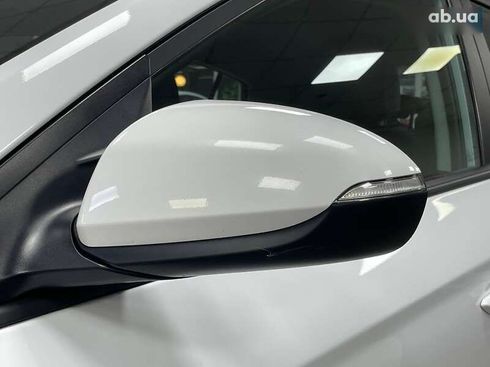 Hyundai Ioniq 2021 - фото 14