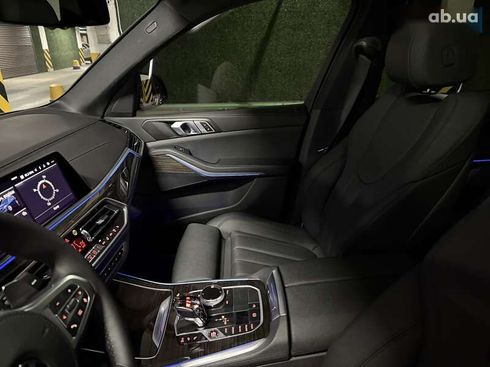 BMW X5 2020 - фото 29