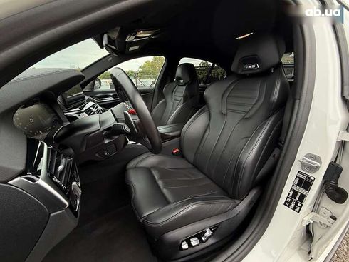 BMW M5 2022 - фото 15