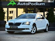 Продаж вживаних Skoda Superb 2019 року в Києві - купити на Автобазарі
