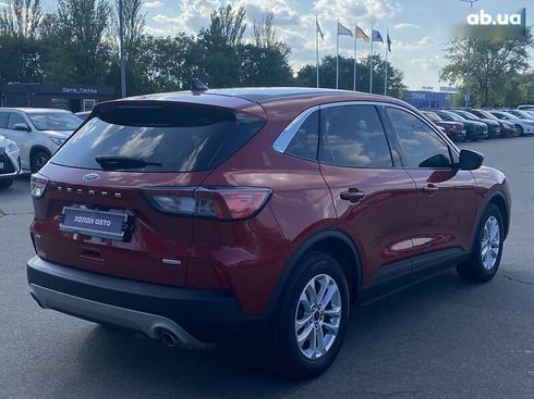Ford Escape 2020 - фото 7