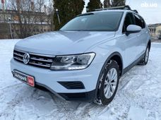 Продаж вживаних Volkswagen Tiguan 2018 року - купити на Автобазарі