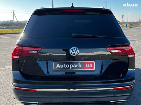 Volkswagen Tiguan 2019 черный - фото 38