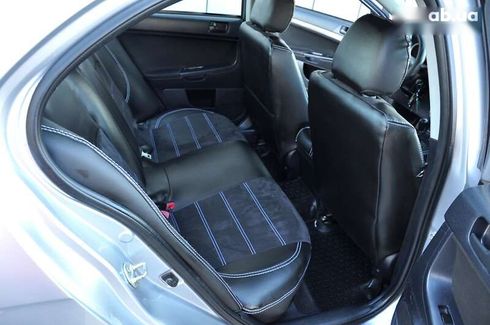 Mitsubishi Lancer 2011 - фото 24