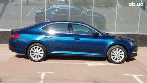 Skoda Superb 2021 - фото 2