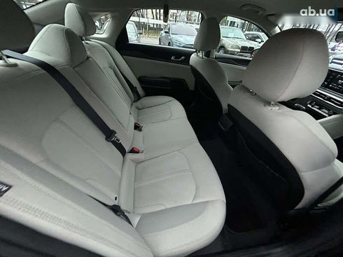 Kia K5 2021 - фото 26