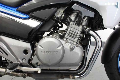 Suzuki GSR 2015 - фото 21