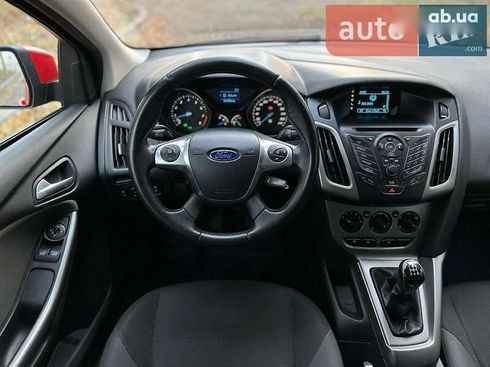 Ford Focus 2014 - фото 19