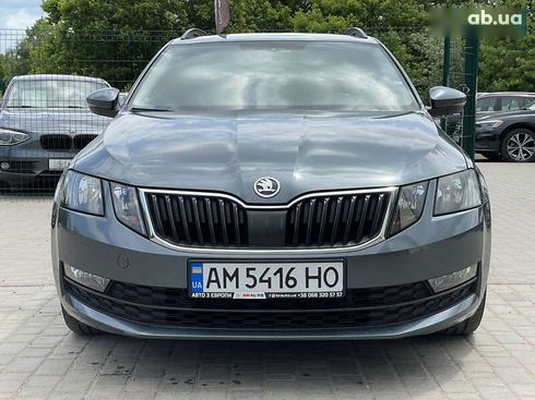 Skoda Octavia 2019 - фото 5