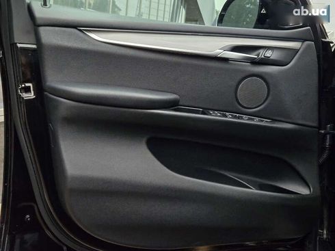BMW X5 2017 - фото 17
