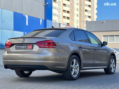 Volkswagen passat b7 2014 бежевый - фото 8