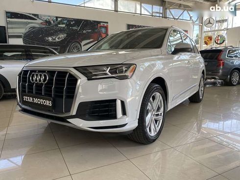 Audi Q7 2020 - фото 4