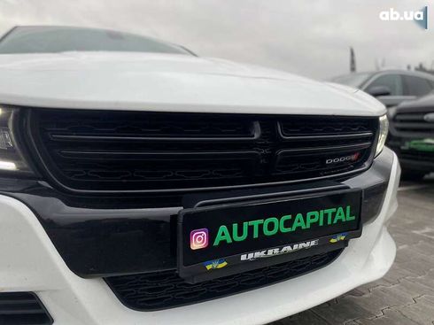 Dodge Charger 2019 - фото 6