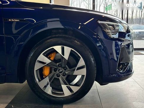 Audi E-Tron 2021 - фото 8