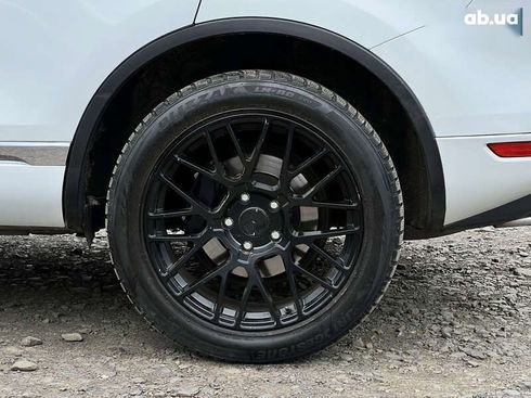Volkswagen Touareg 2012 - фото 18