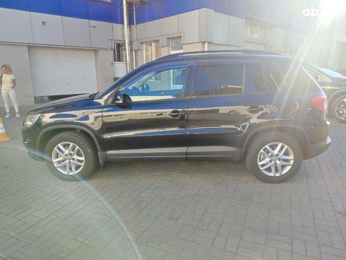 Volkswagen Tiguan 2010 черный - фото 12