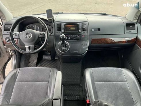 Volkswagen Multivan 2015 - фото 14