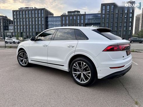 Audi Q8 2023 - фото 24