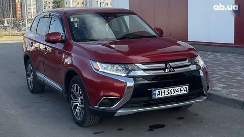 Mitsubishi Outlander 2017 - фото 18