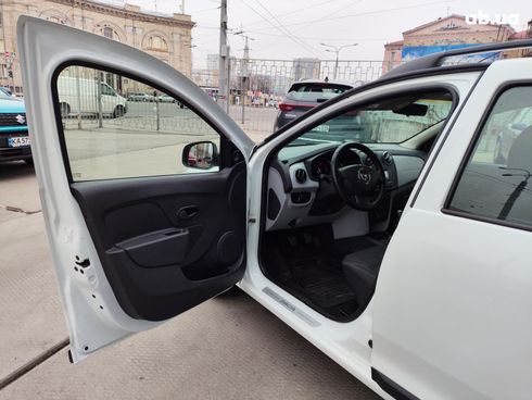 Dacia Logan 2014 белый - фото 21