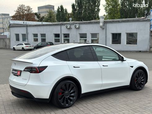 Tesla Model Y 2022 белый - фото 5