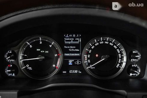 Toyota Land Cruiser 2017 - фото 17