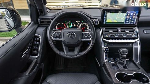 Toyota Land Cruiser 2023 - фото 9