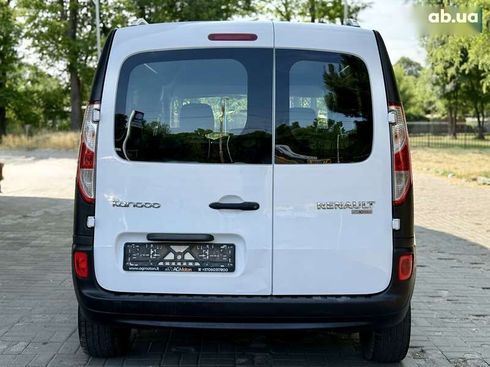 Renault Kangoo 2015 - фото 16