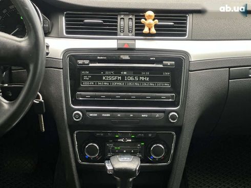 Skoda Superb 2010 - фото 25