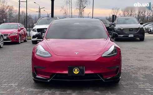 Tesla Model 3 2021 - фото 2