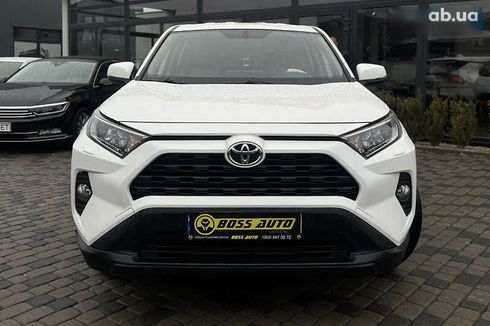 Toyota RAV4 2019 - фото 2