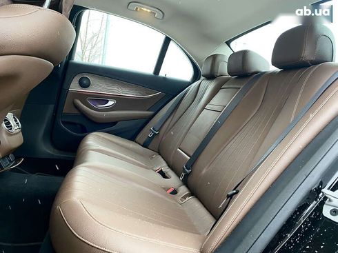 Mercedes-Benz E-Класс 2020 - фото 20