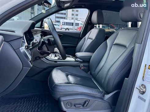 Audi Q7 2021 - фото 13