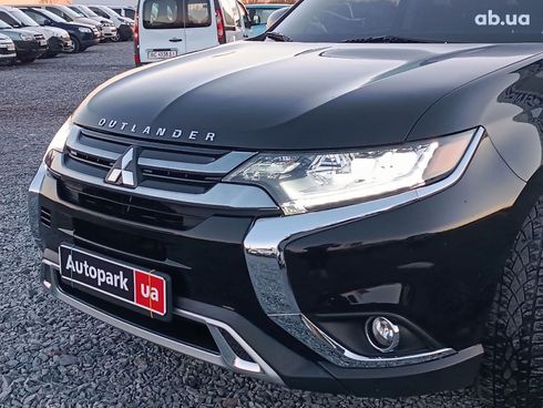 Mitsubishi Outlander 2018 черный - фото 33